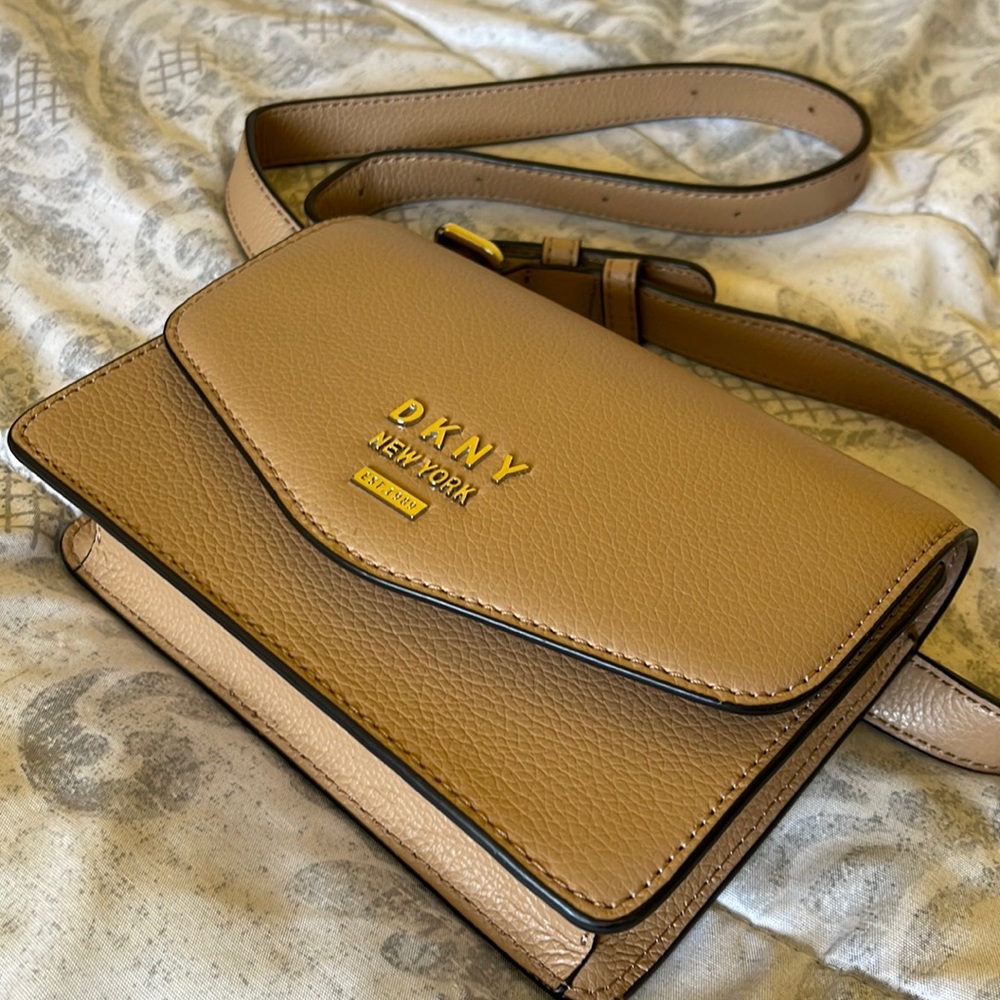DKNY belt bag